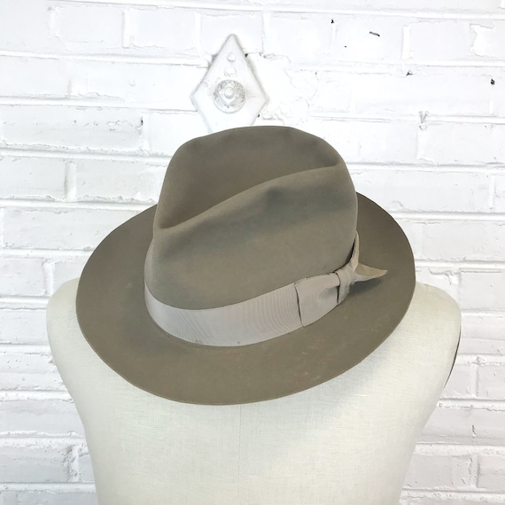 Size 7 7/8 Vintage 1930s 1940s Adam Executive Raw