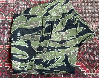 Deadstock Vietnam War Tiger Stripe Camo Shirt Jacket & Pants