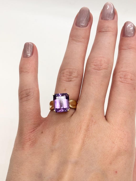 14K Yellow Gold Amethyst Ring - image 7