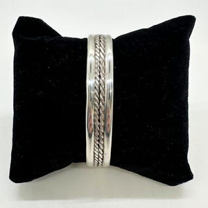 1970s Sterling Silver Bangle Bracelet