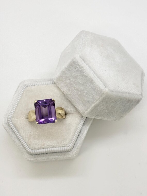 14K Yellow Gold Amethyst Ring - image 2