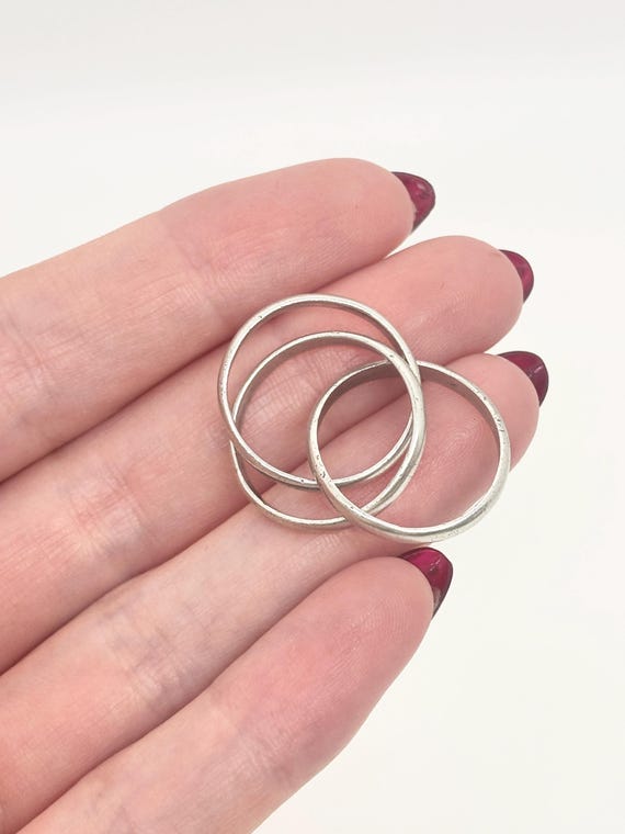 Unique Interlocking Ring | Sterling Silver, Size 5 - image 9
