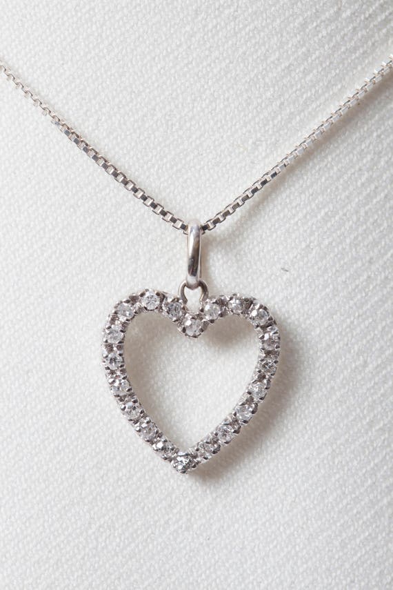 Sparkling Diamond Heart Pendant in 18K White Gold