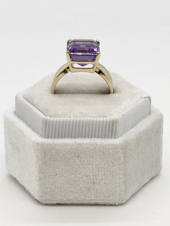 14K Yellow Gold Amethyst Ring - image 3