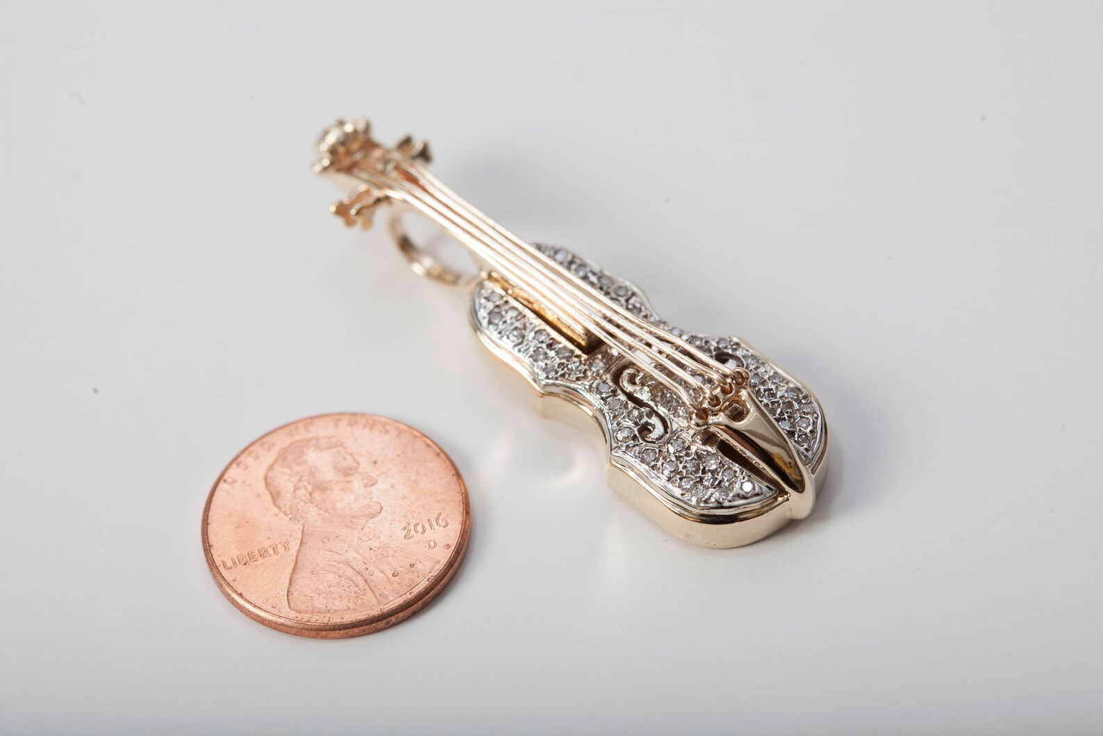 Violin and Diamond Pendant in 14K Gold Etsy