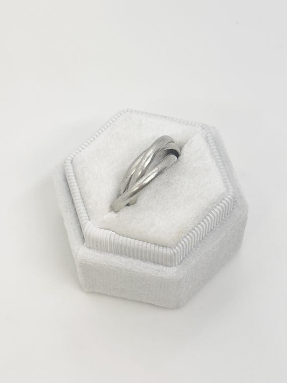 Unique Interlocking Ring | Sterling Silver, Size 5 - image 2