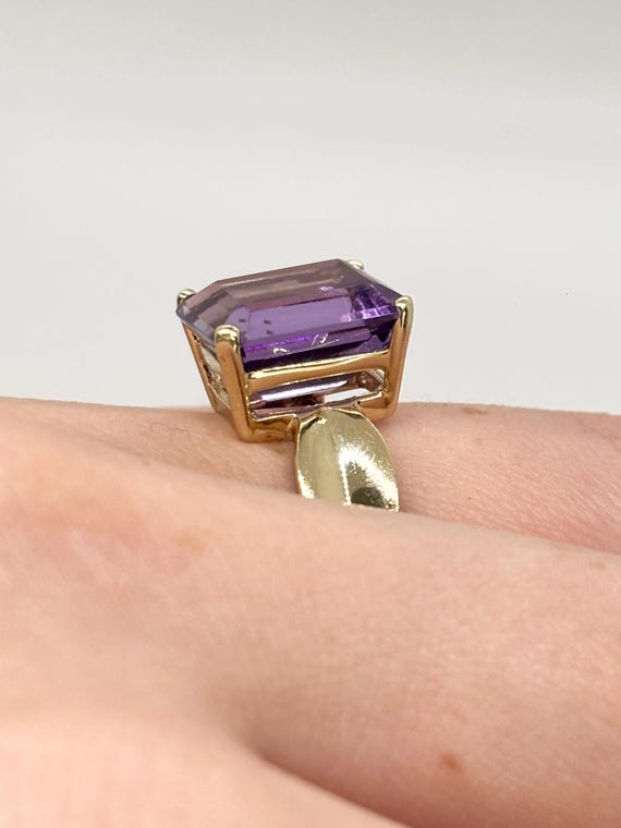 14K Yellow Gold Amethyst Ring - image 8