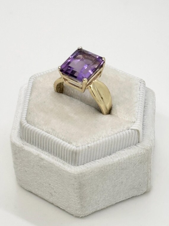 14K Yellow Gold Amethyst Ring - image 5