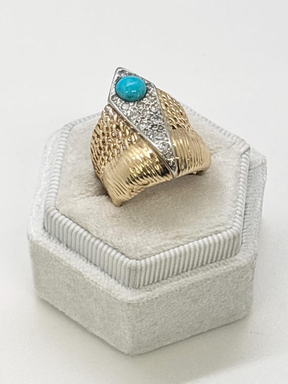 14K Yellow Gold and Diamond Statement Ring with T… - image 3