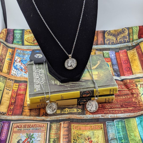 Necklace - Literary - Nancy Drew