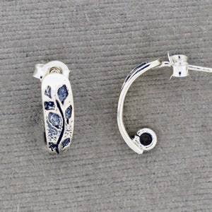 Suministros para pendientes de media argolla con diseño de hojas de plata esterlina (par)