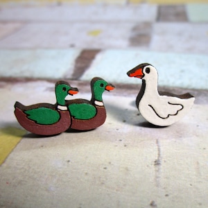 Duck Duck Goose Mismatch Stud Earring Set - Funny Classic Children&#39;s Game Theme - Preschool Elementary Teacher Jewelry Gift