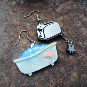 Mismatched Toaster & Bathtub Quirky Earrings, Funny Sarcastic Weird Dangle Jewelry Gift