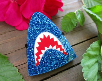 Blue Glitter Jaws Head Jacket Pin Brooch, Summertime Summer Beach, Jaws Movie Poster Classic Jacket Pin