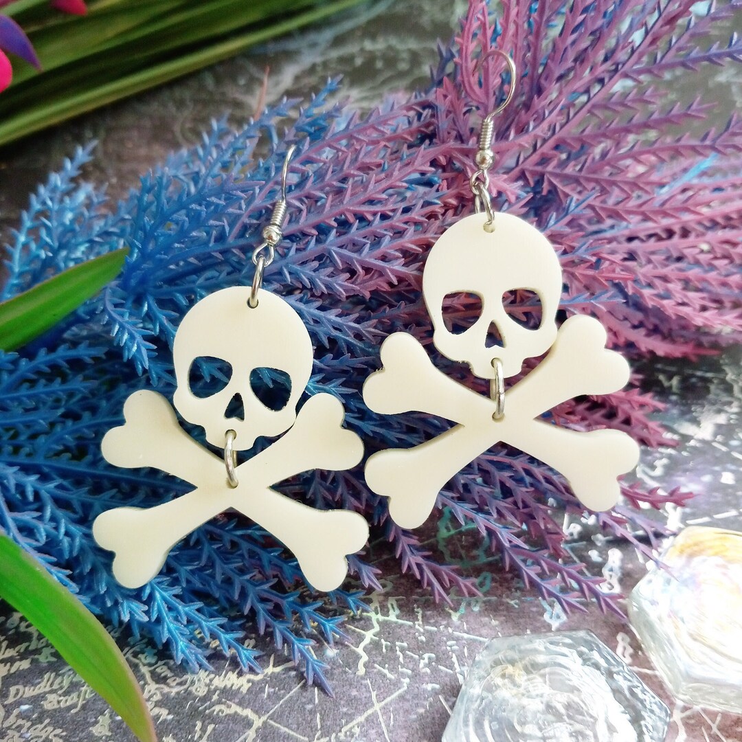 Jolly Roger Pirate Earrings Big Skull and Crossbones Ren Faire Dangle Earrings Large Goth Pirate Skeleton Costume Jewelry Etsy UK