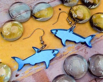Oorbellen Great Blue Shark, Shark Week Marine Animal Aquatic Team Mascot Statement Hangoorbellen