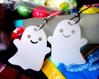 Happy Ghost Dangle Earrings, Smiling Kawaii Decora Cute Translucent Ghosts Pendants, Harajuku Halloween Statement Earrings Jewelry