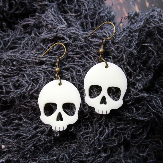 Cute on sale skull earrings