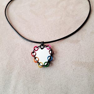 Púas de guitarra de aluminio con diseño de arcoíris de Pridecollection imagen 3