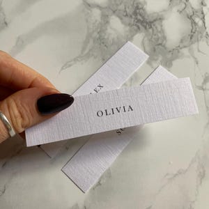 Marque-place blanc pour mariage