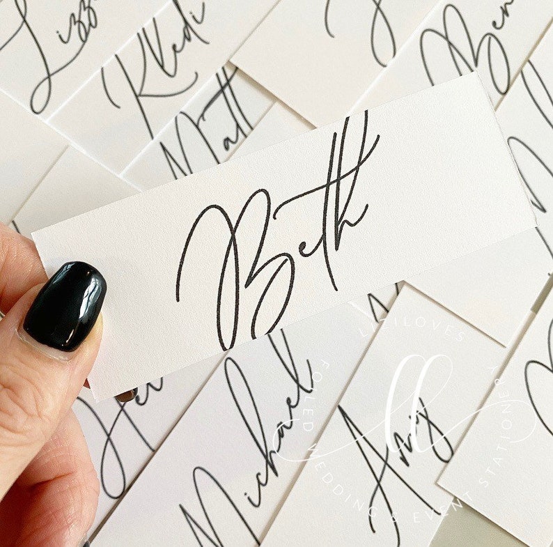 Flat place cards with blank ink per card