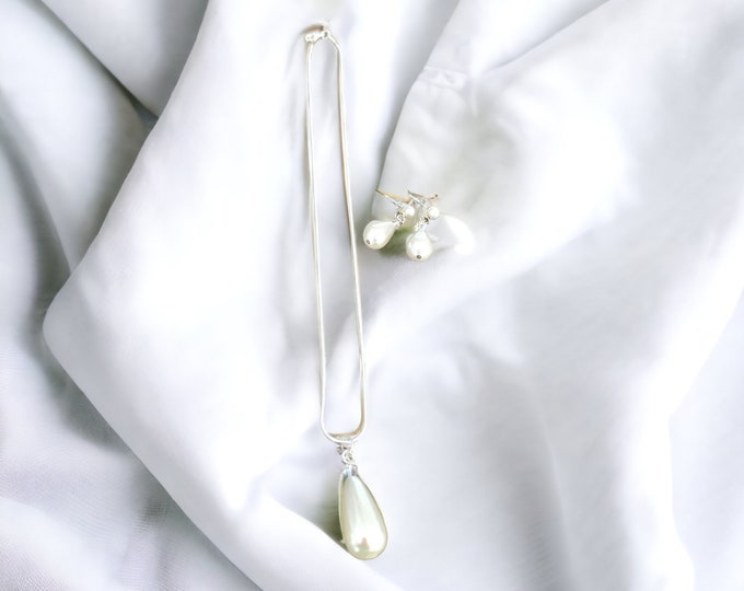 Wedding Jewelry Set, Pearl and Crystal Necklace Set, Bridal Necklace and Earring Set, Jewelry Set
