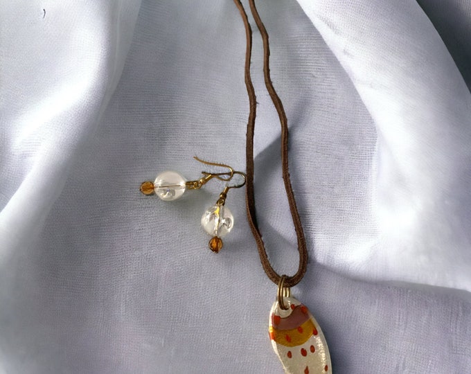 Faux suede Necklace, Pendant necklace and earring set. Glass Pendant Necklace Set
