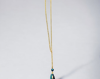 Extended Chain Pendant Necklace