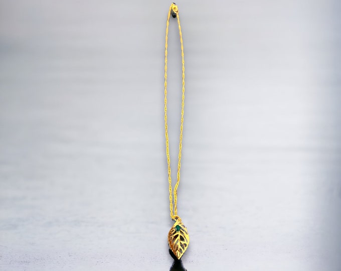 Birthstone Leaf Pendant Necklace, Women's Dainty Necklace