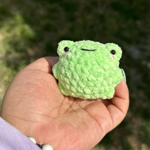 No Sew Chonky Frog Crochet Pattern