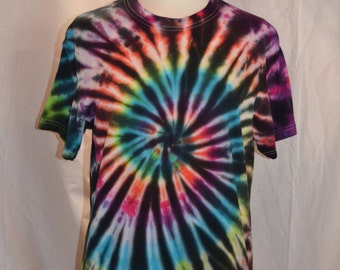 how to tie dye rainbow spiral black stripes t shirt