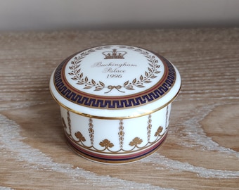 Buckingham Palace Pill Box, Trinket Dish, Royal Memorabilia 1996