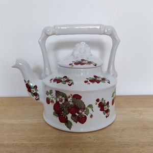 Arthur Wood Strawberry Teapot, Made in England