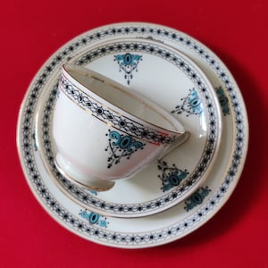Paragon Star China Art Deco Trio - Teacup, Saucer and Tea plate with floral pattern. Vintage cup and saucer. Home decor.