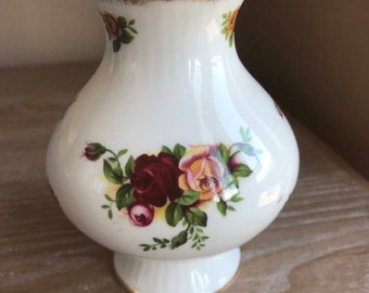 Royal Albert 'Old Country Roses' Stem Vase, Bone China, Made in England