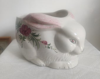 Blommig vit kaninplanter