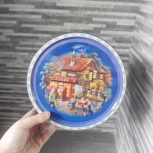 Vintage Round Blue Tin, Beautiful Jacobsen Bakery Biscuit Tin