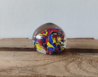 Kleine abstracte kunst glazen presse-papier; Vintage presse-papier, glazen presse-papier, handgeblazen glas, kunstglas