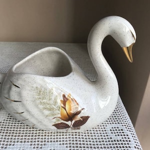 Floral White Swan Planter