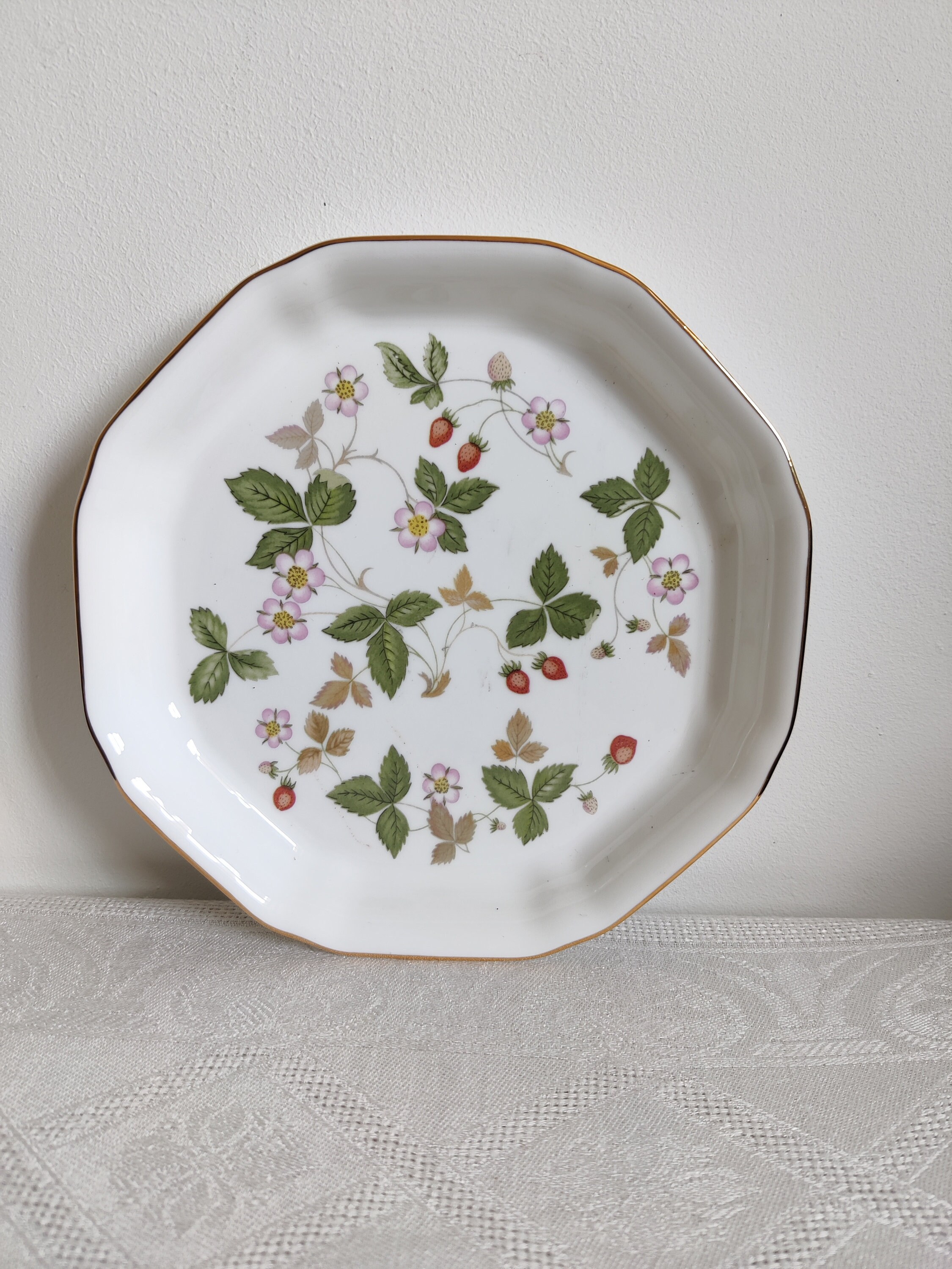 Wedgwood Wild Strawberry Sweet / Bonbon Dish - Etsy