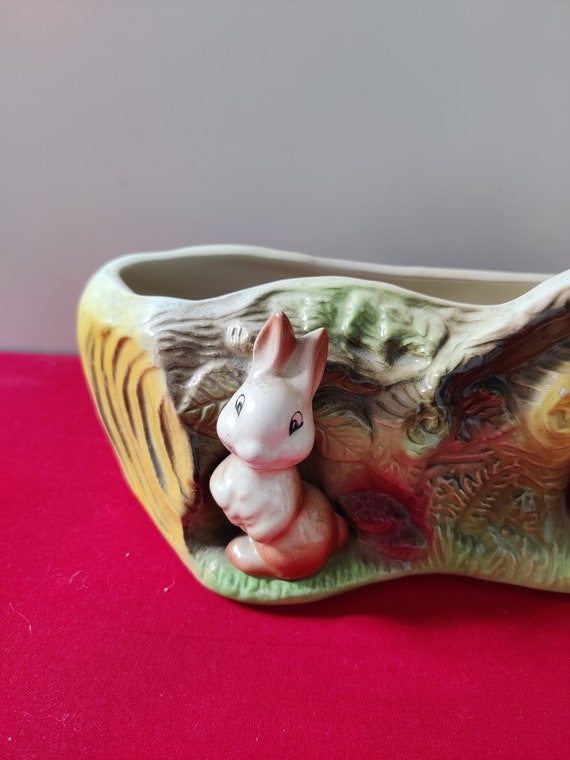 Made in England Withernsea Eastgate Fauna Squirrel & Rabbit Planter
