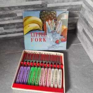 Vintage little forks in original box. Cocktail forks 1950s