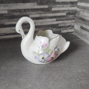 Floral White Swan Planter
