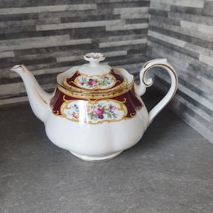 Royal Albert Lady Hamilton Teapot - DAMAGED