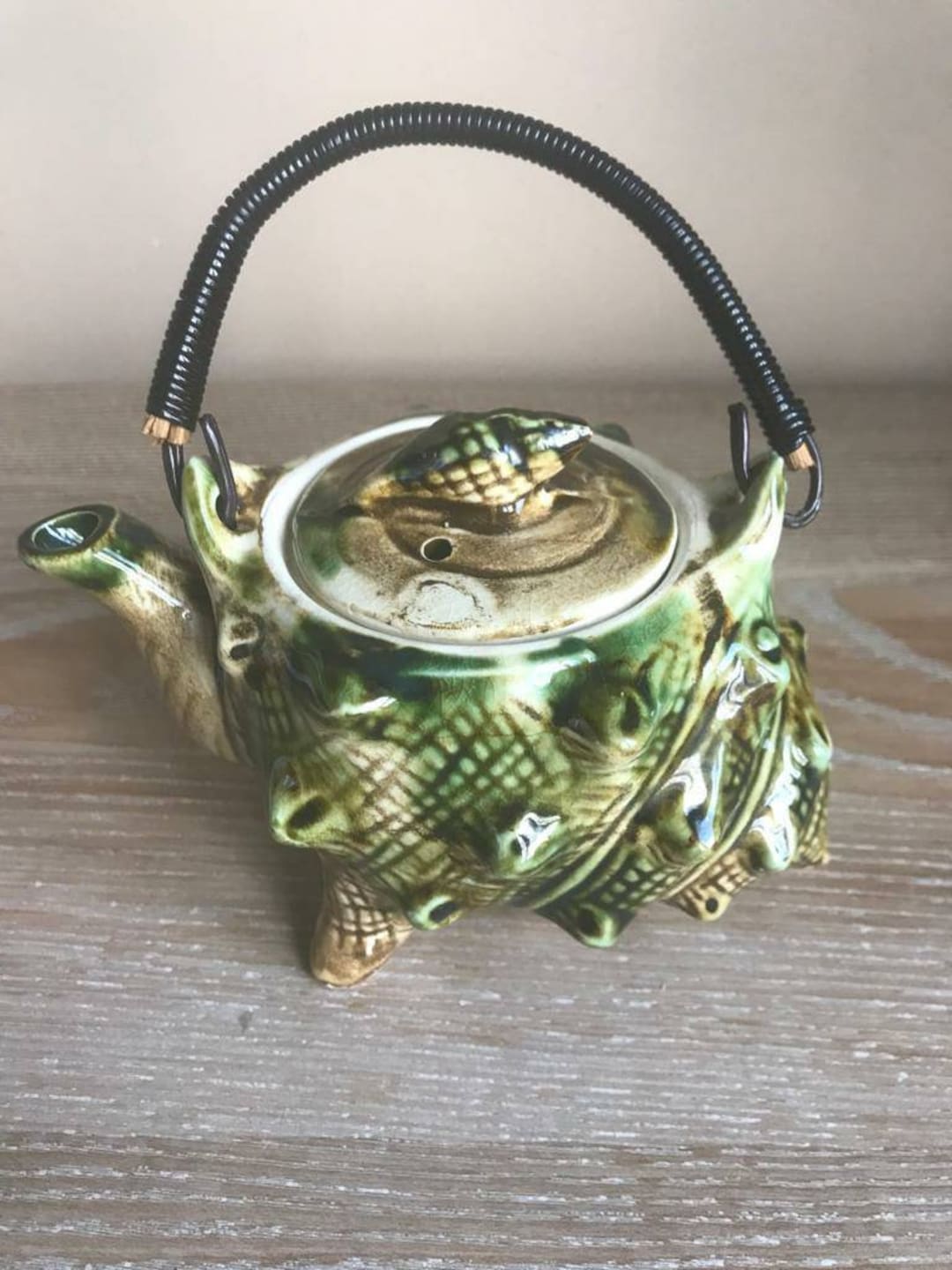 Small Shell Teapot Vintage Majolica Ceramic One Person Pot Japan