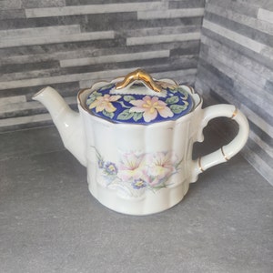Sadler Floral Teapot, Made in England, Flower Teapot
