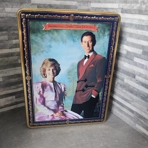 Gedenk Royal Hochzeit Jigsaw Dose, königliche Memorabilia, Prinz Charles und Prinzessin Diana 1981