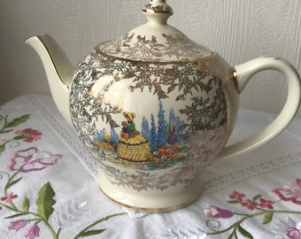 Sadler Yellow Crinoline Lady Teapot, Made in England