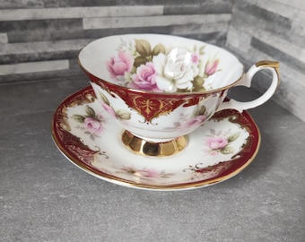 Elizabethan Teacup and Saucer with beautiful rose pattern. Vintage cup and saucer. Home decor.