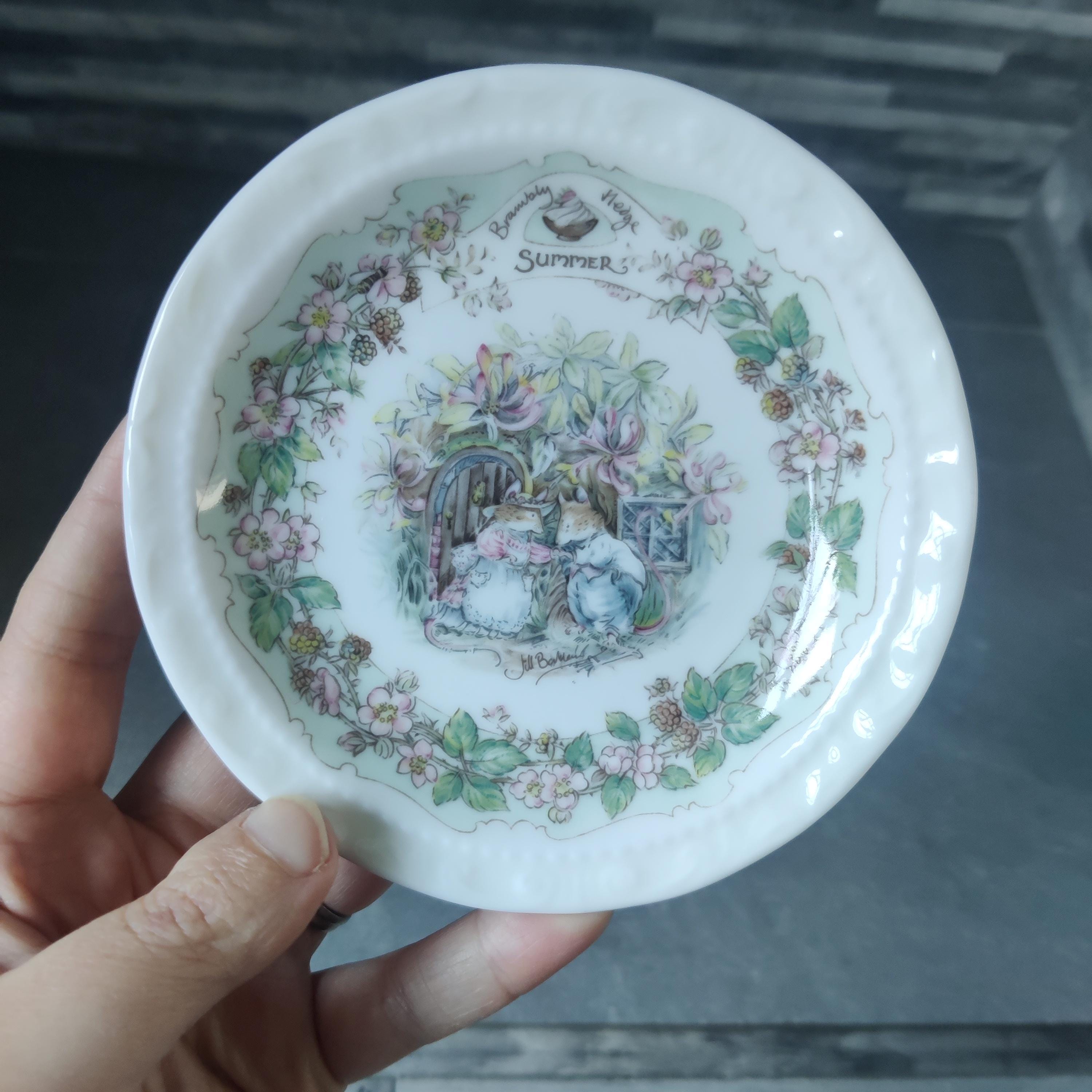 BRAMBLY HEDGE The Engagement エンゲージメント飾り皿 BRAMBLY HEDGE